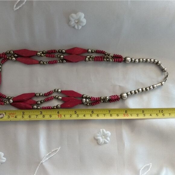 HANDMADE Red Wood & Silver Metal Beaded Necklace 10.5 inches long - Picture 9 of 13